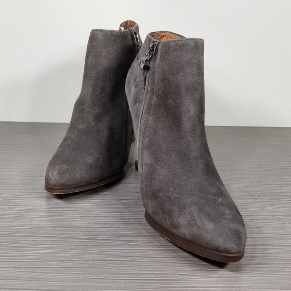 Halogen Selbi Almond Toe Wedge Bootie, Grey Suede, Womens Size 6.5 M - Picture 4 of 10